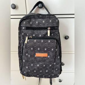 Jujube Be Right Back diaper bag backpack Ju-ju-be
